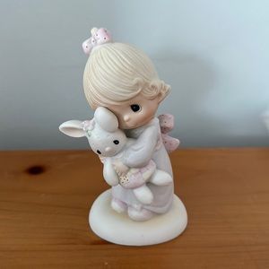 Precious Moments “Jesus Loves Me”